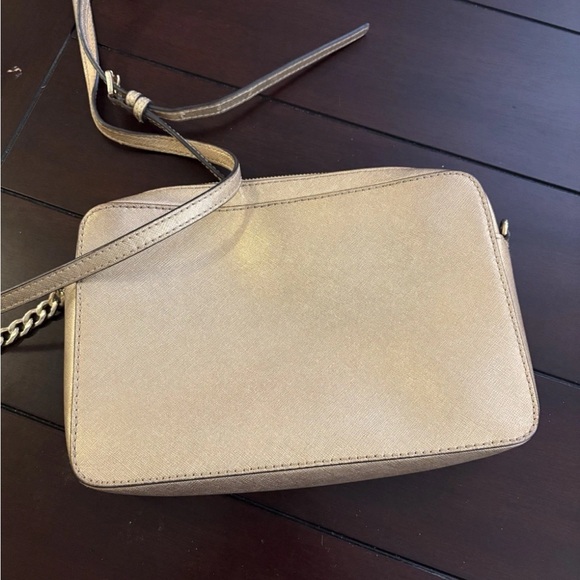 Michael Kors Jet Set Metallic Gold Crossbody Bag - Picture 2 of 5